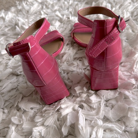 Abound Finn Ankle Strap Sandal Block Heel - Picture 6 of 8